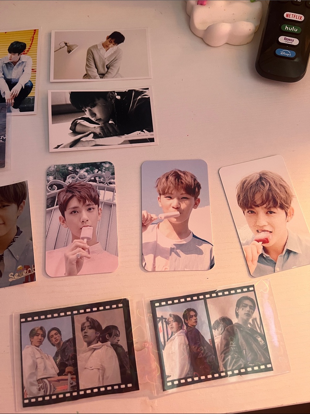 Various Kpop Artists Photocards! Read description - Picture 2 of 4